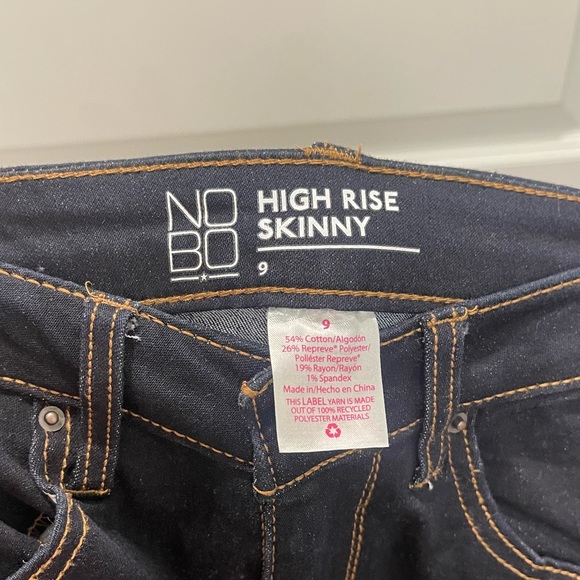 No Boundaries High Rise Skinny Jeans - Picture 4 of 4